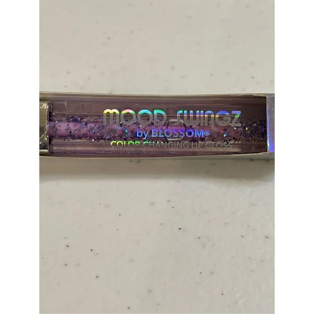 Mood Swingz by Blossom color changing lip gloss